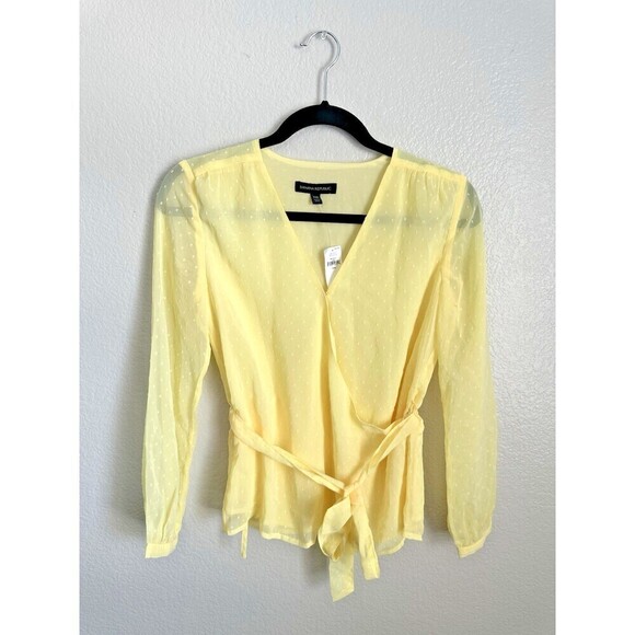 NEW Banana Republic Chiffon Wrap Top Women's Size XXS Banana Pudding Long Sleeve - Picture 1 of 5
